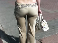 pants in public Peeing